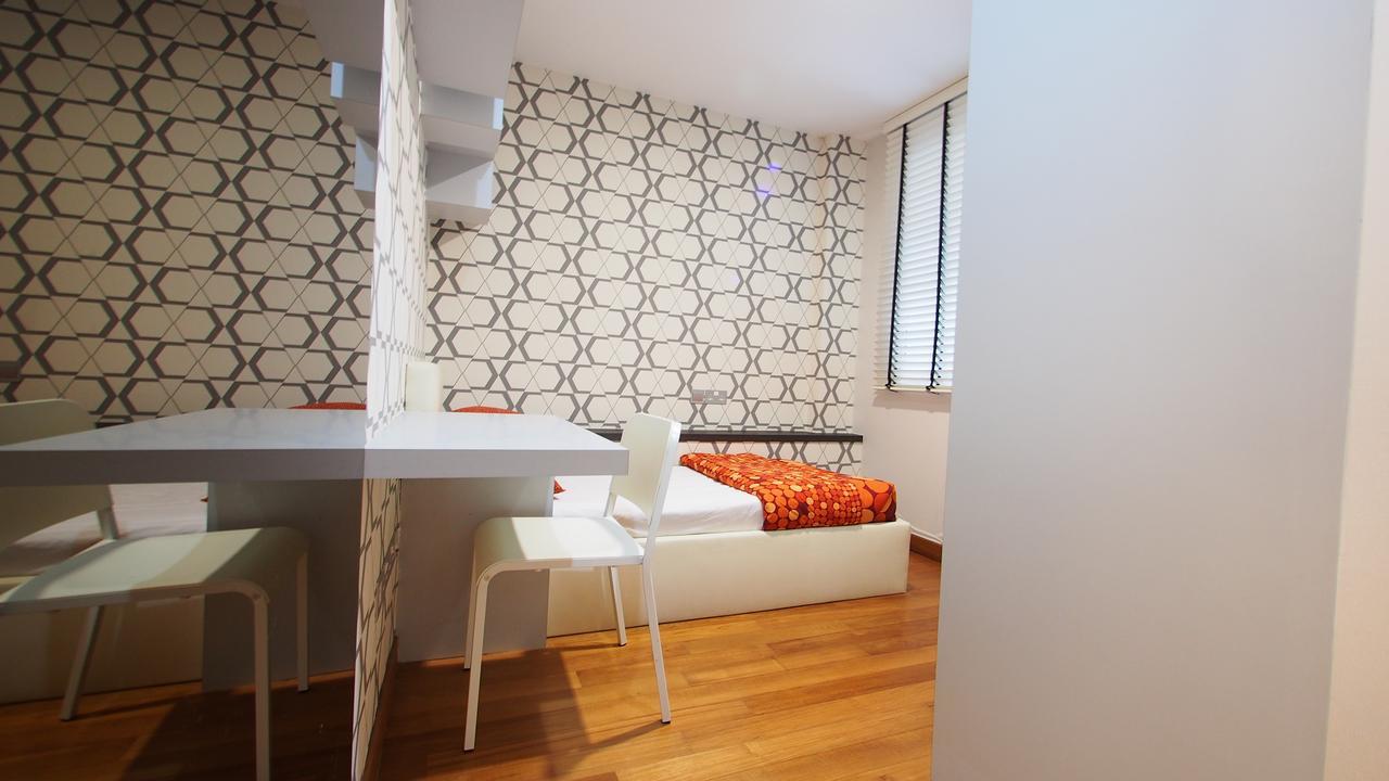 Ace Suites Singapura Luaran gambar
